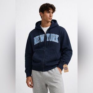 New York Zip-Up Hoodie Unisex Oversized Streetwear” Sz Large NWT